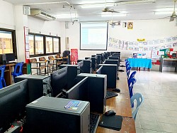 บรรยากาศห้องเรียนคอมพิวเตอร์